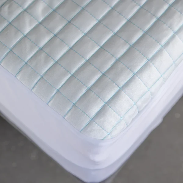 MLILY Cooling Ice Fiber Waterproof Mattress Protector
